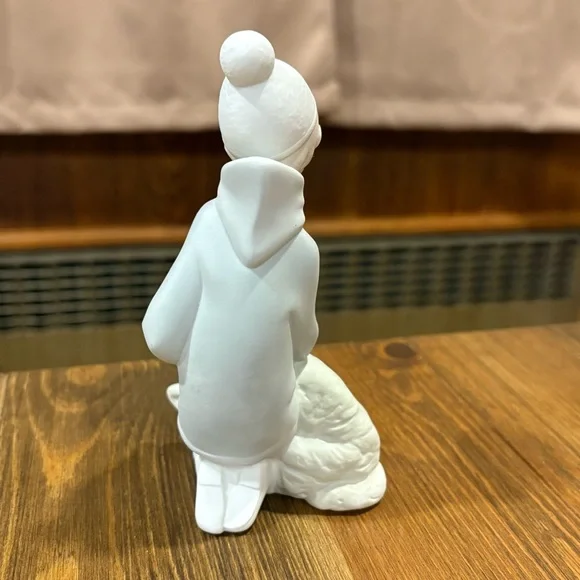 Lladro Shepherd Boy with Lamb - matte - Retired #4676 - Picture 3 of 7